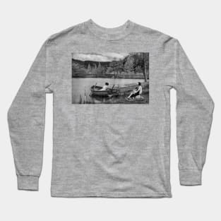 Summertime with Virginia Woolf (Black&White Edition) Long Sleeve T-Shirt